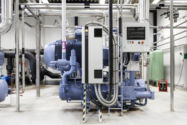 Industrial Refrigeration Heat pumps and Compressors for Polar Engineering